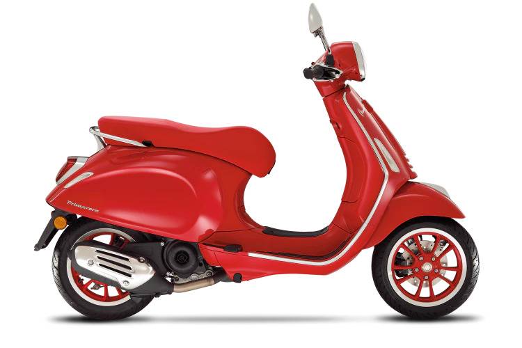 VESPA PRIMAVERA RED 50 ET 125 NEUF A MARSEILLE LA JOLIETTE