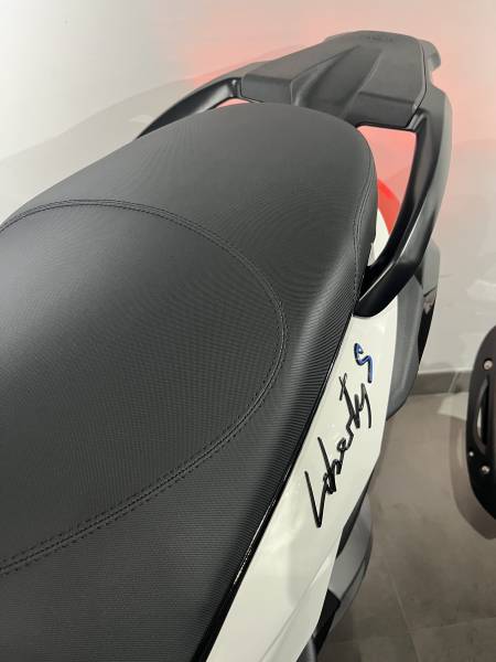 NOUVEAU SCOOTER PIAGGIO LIBERTY 2025 A MARSEILLE