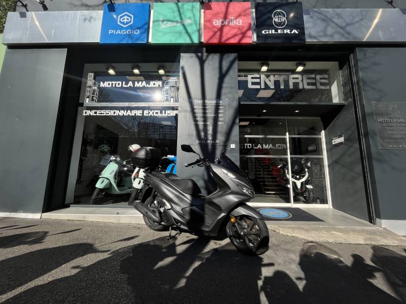 SCOOTER HONDA EN DEPOT VENTE A MARSEILLE