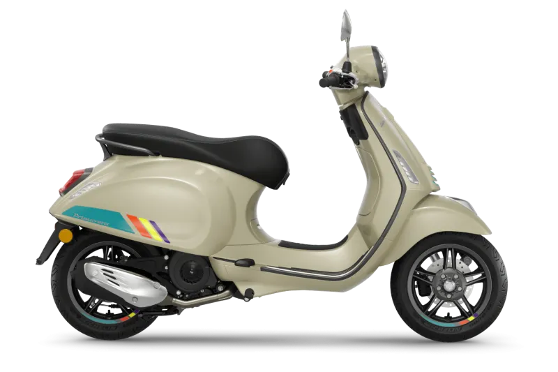 PRIMAVERA S 125 BEIGE A LA JOLIETTE MARSEILLE