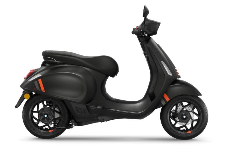 VESPA SPRINT S ELETTRICA 45 KM/H NOIR LA CLASSE A L'ITALIENNE